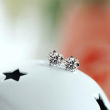Load image into Gallery viewer, Austria Crystal Kitty Earrings