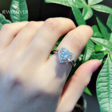 Load image into Gallery viewer, Heart Shape Center Setting Ladies Two 2  Ring Set