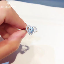 Load image into Gallery viewer, Heart Shape Center Setting Ladies Two 2  Ring Set